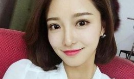 网红小神彤吃瓜图片